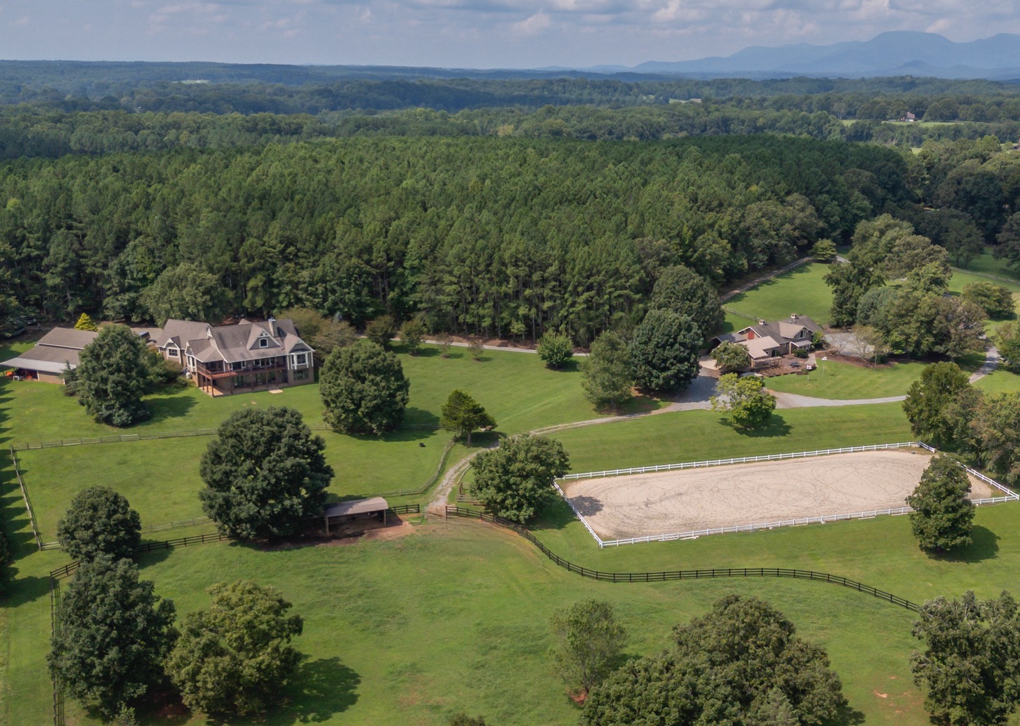 “Wellspring Farm” on CETA trails: exceptional equestrian property